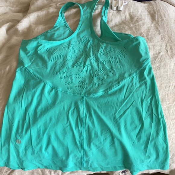 NWOT Lululemon teal laser cut tank Sz 8 - Picture 2 of 4